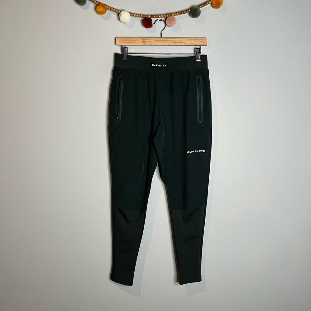 Alphalete Infinity Tech jogger pants in Forest